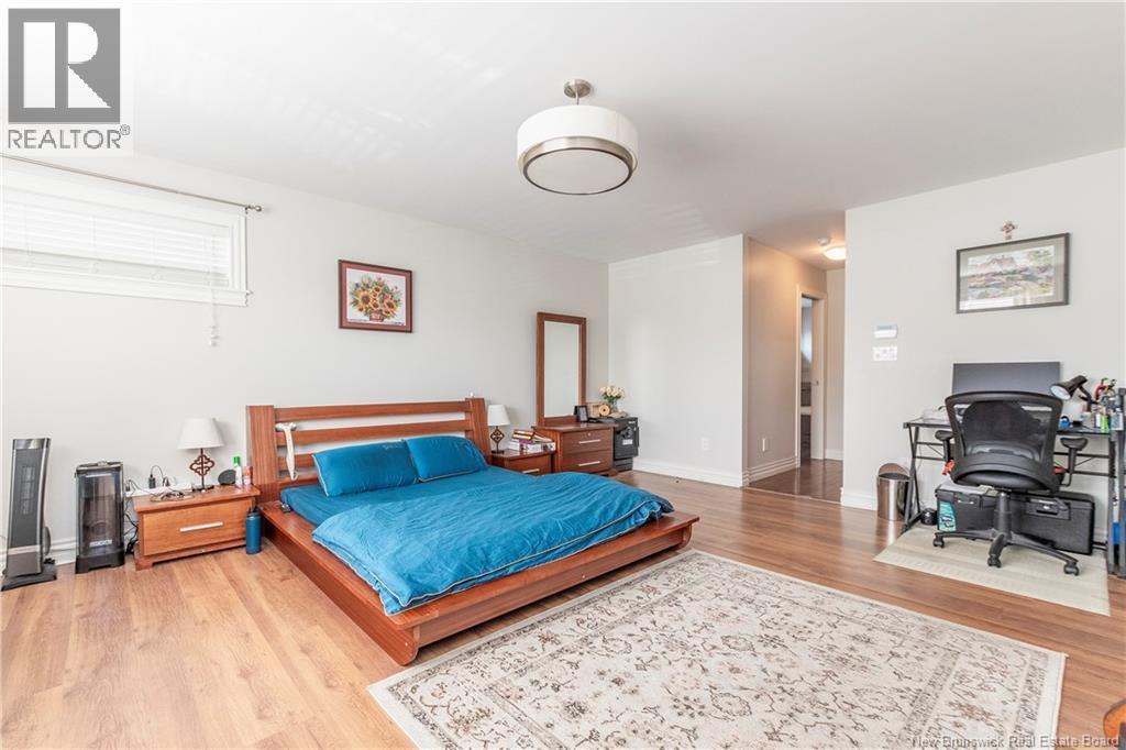69 Whisperwood Drive - 28