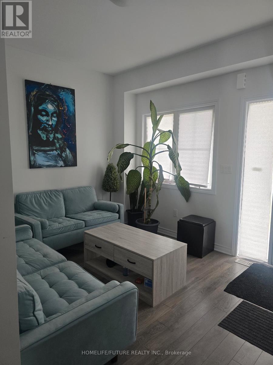 20 LINCOLN DRIVE - 20