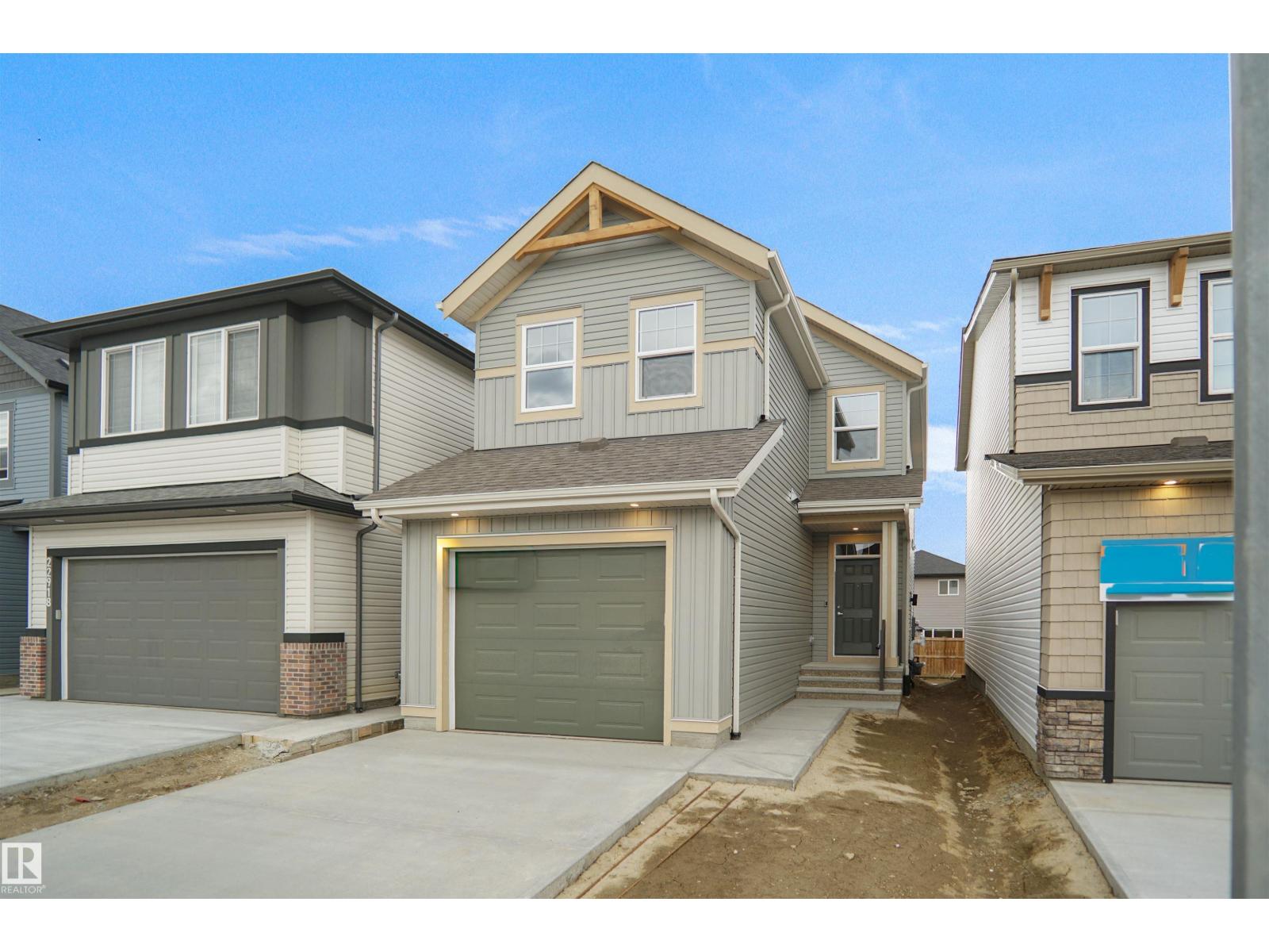 22914 95A AV NW - 1