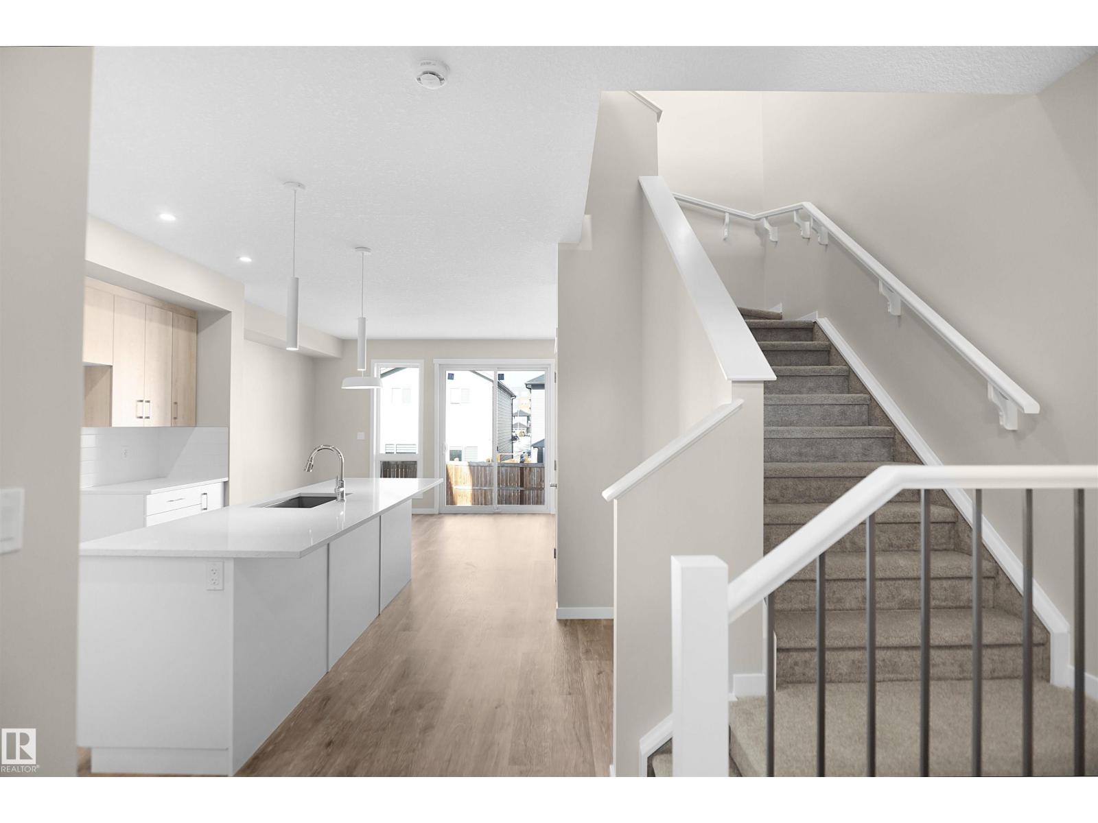 22914 95A AV NW - 4