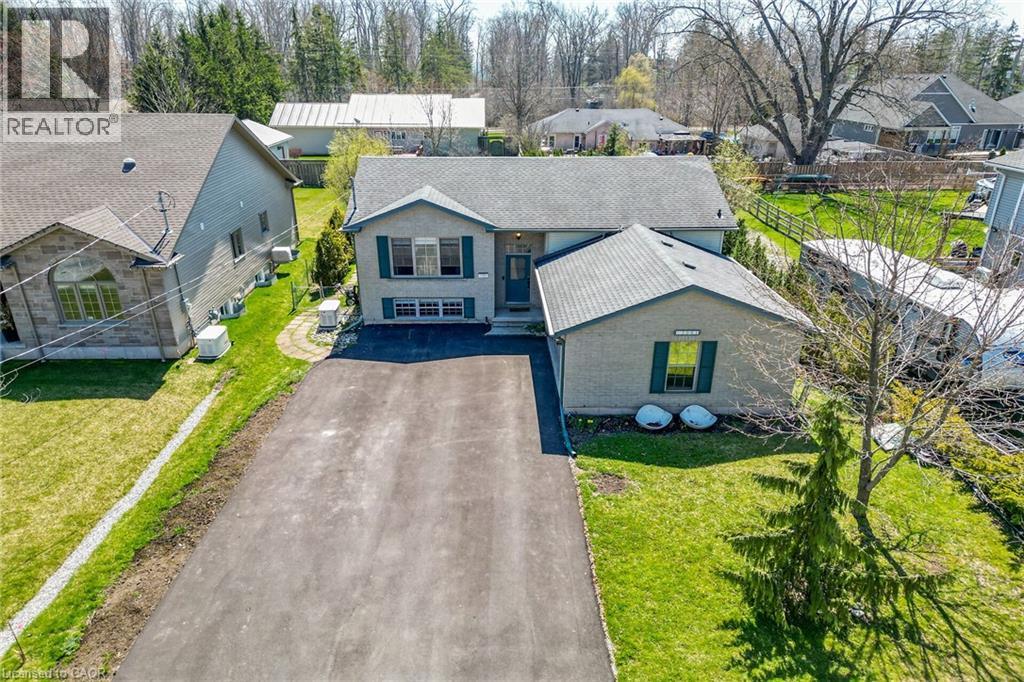 3001 YOUNG Avenue, Ridgeway, Ontario, L0S1N0 — Photo 2