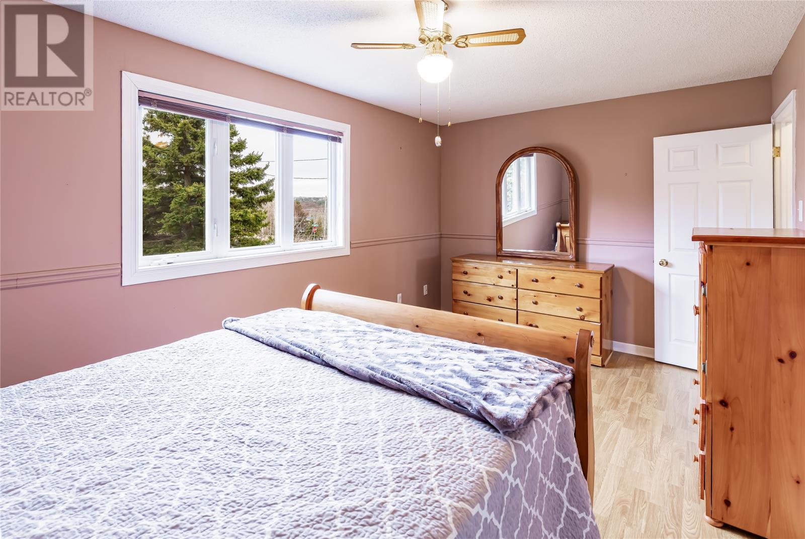 15 Greslet Place — photo 15