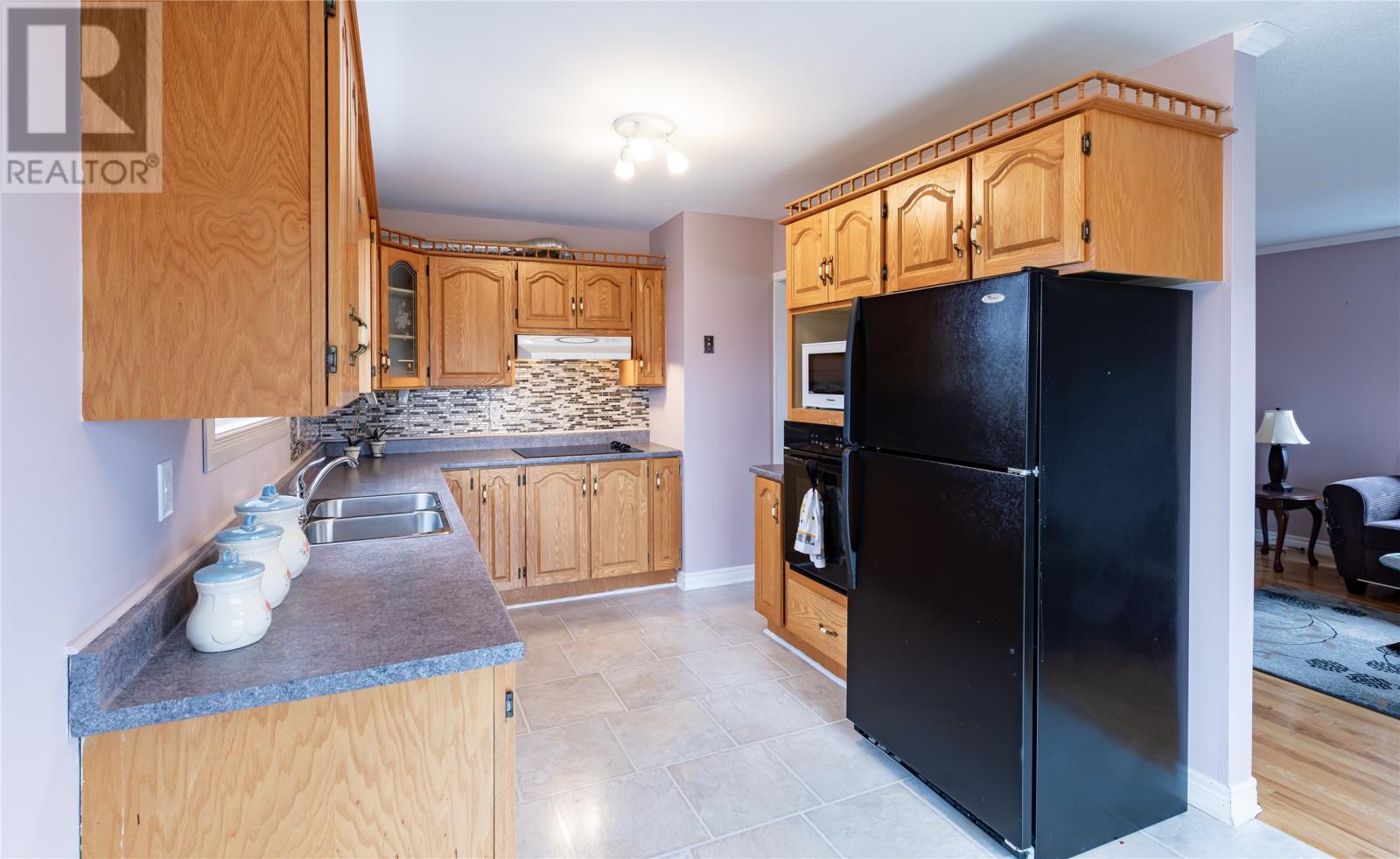 15 Greslet Place — photo 7