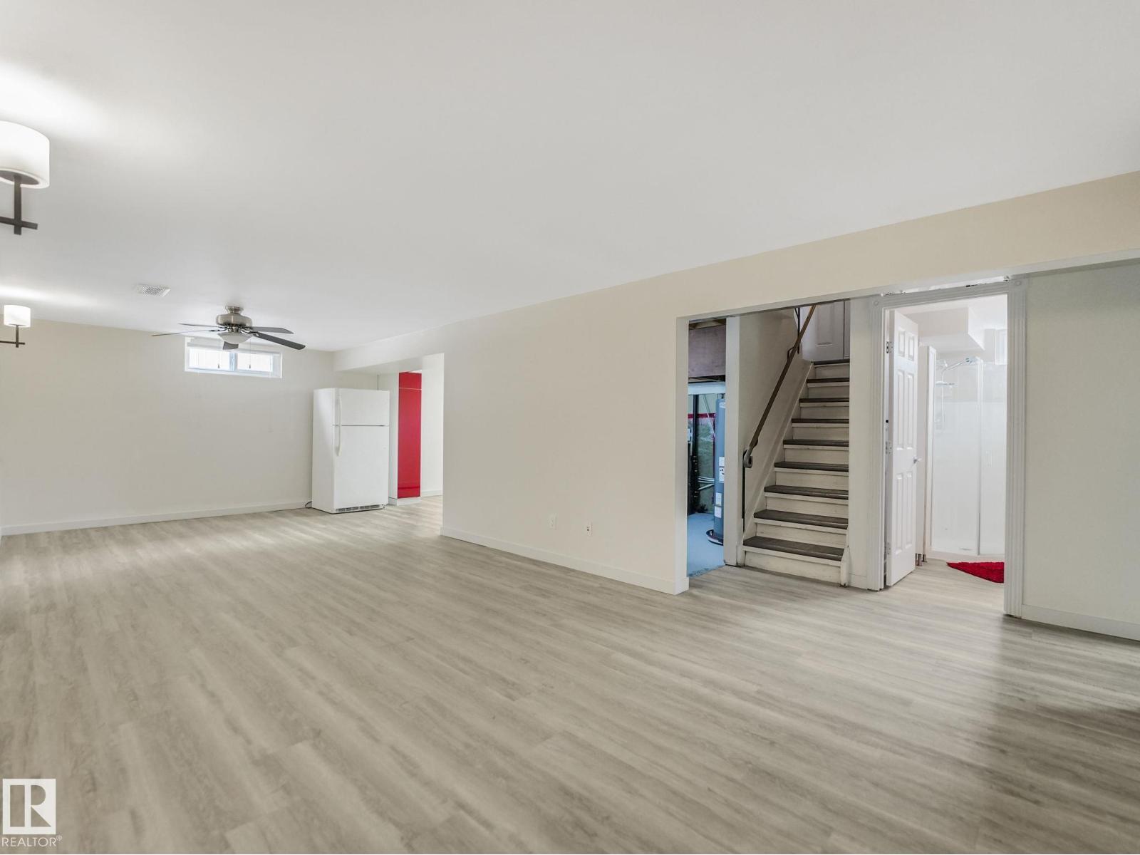 7607 70 AV NW, Edmonton