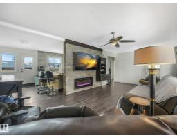 7607 70 Av Nw, Edmonton, AB T6C0A3 Photo 13