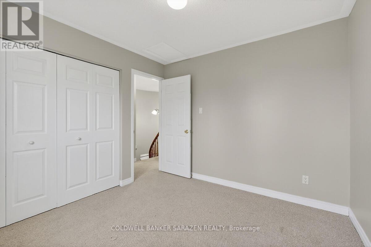 33 RIALTO WAY — photo 23