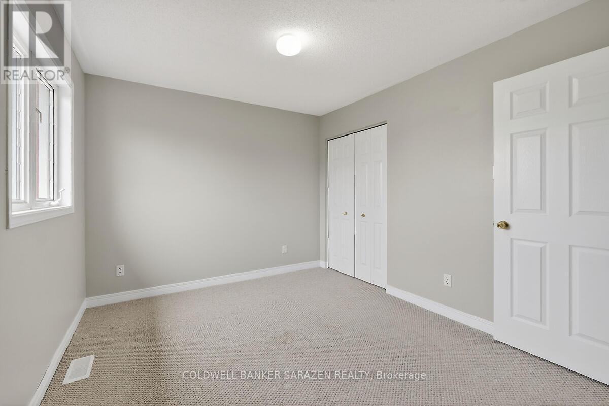 33 RIALTO WAY — photo 25