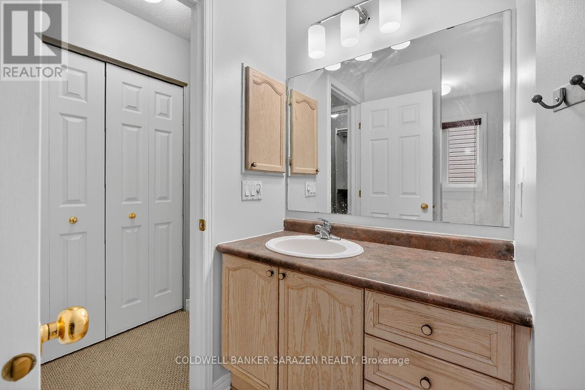 33 RIALTO WAY — photo 38