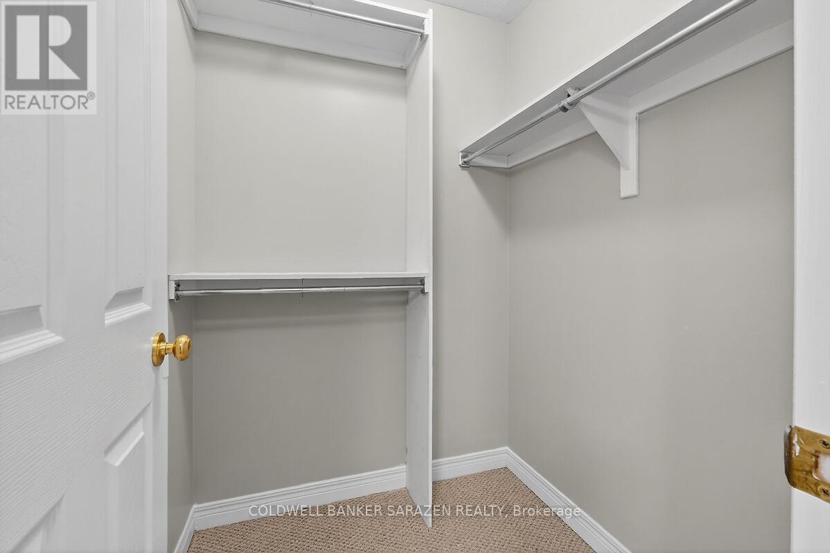 33 RIALTO WAY — photo 40