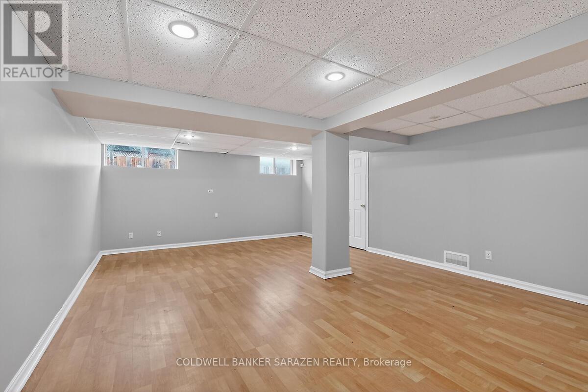 33 RIALTO WAY — photo 42