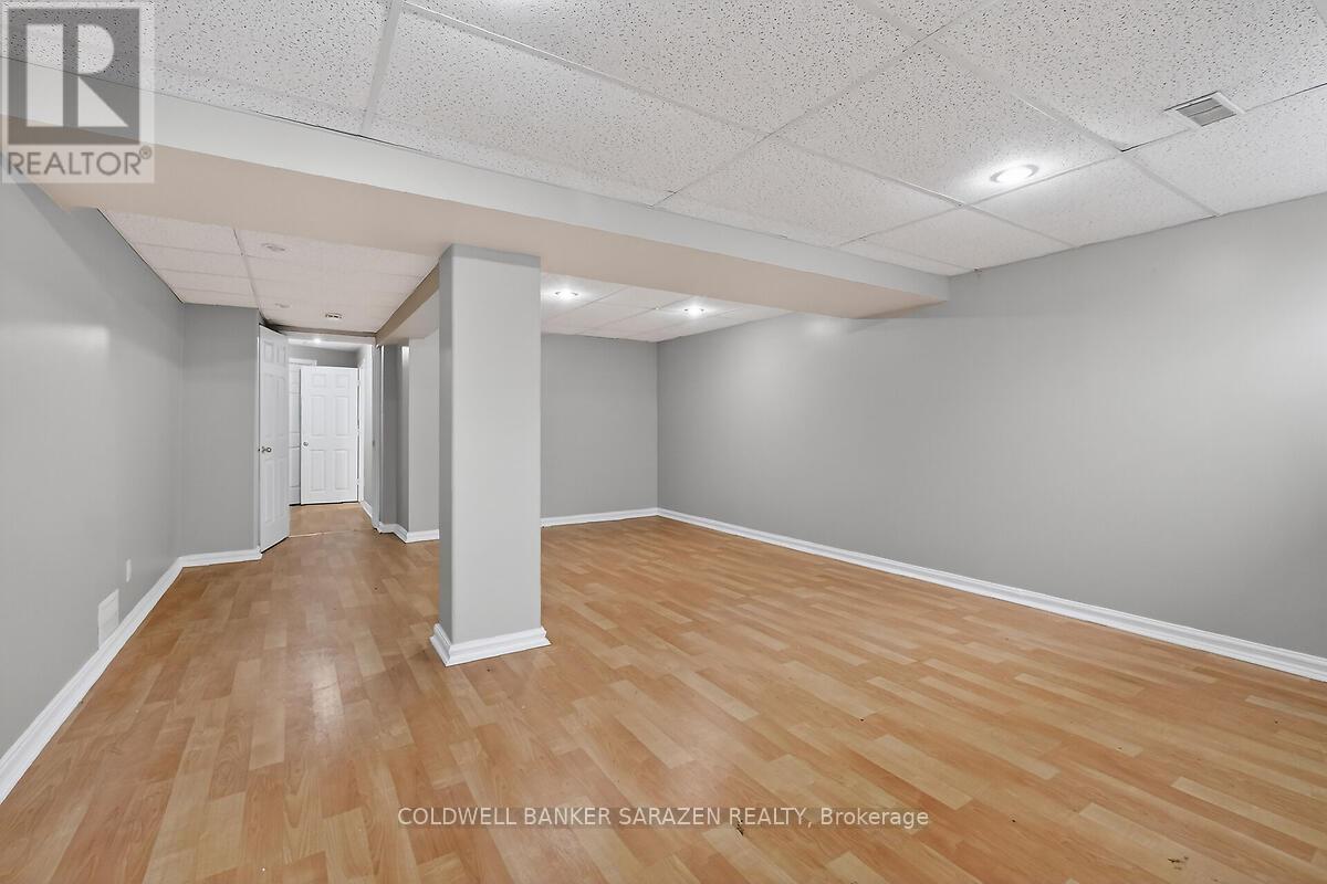 33 RIALTO WAY — photo 44