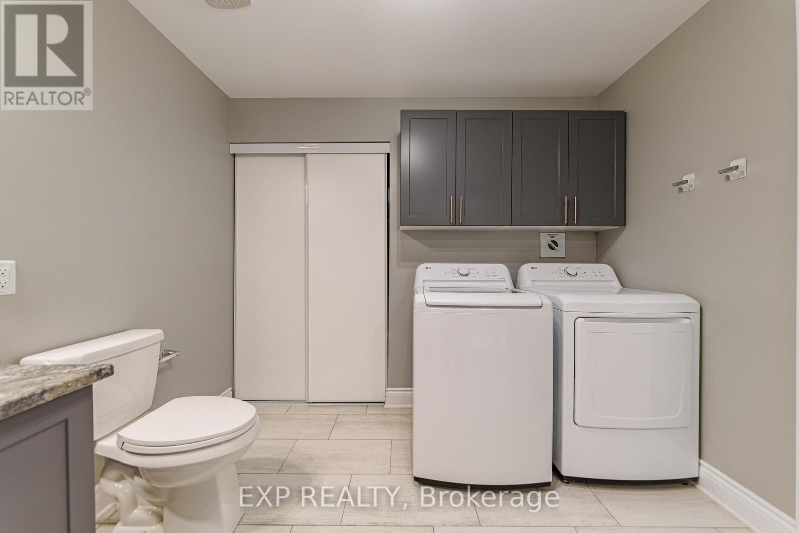 #285 306 MASTERS LANE - 13