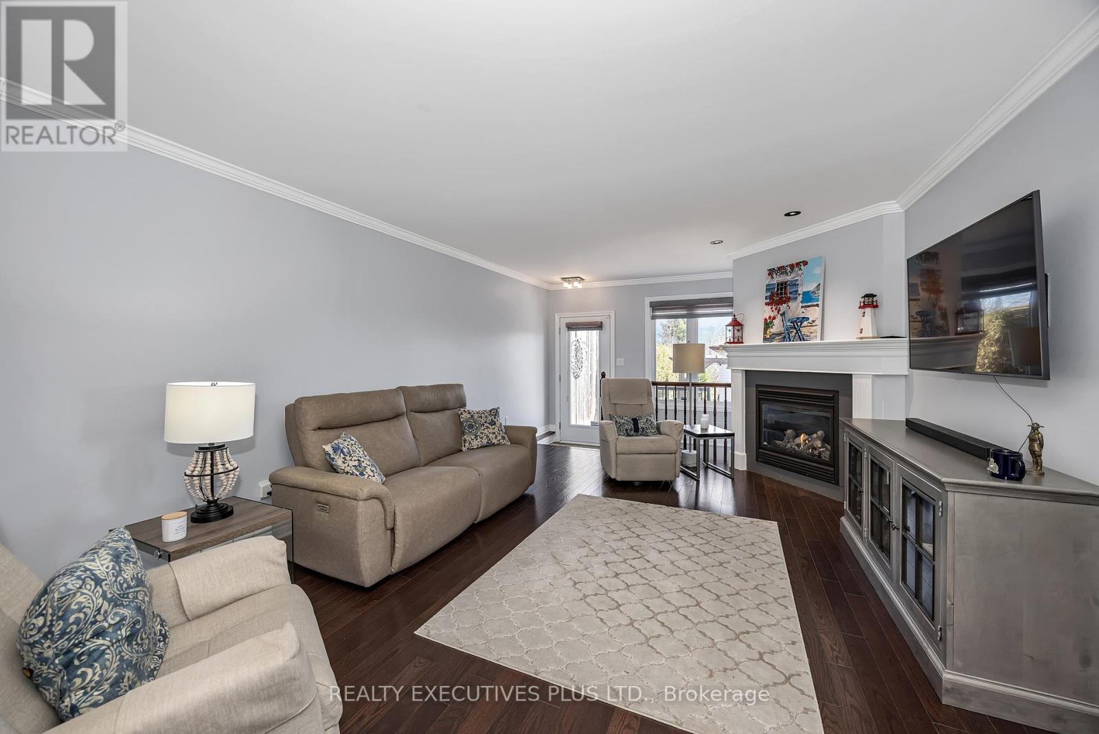 138 CASTEL STREET - 12