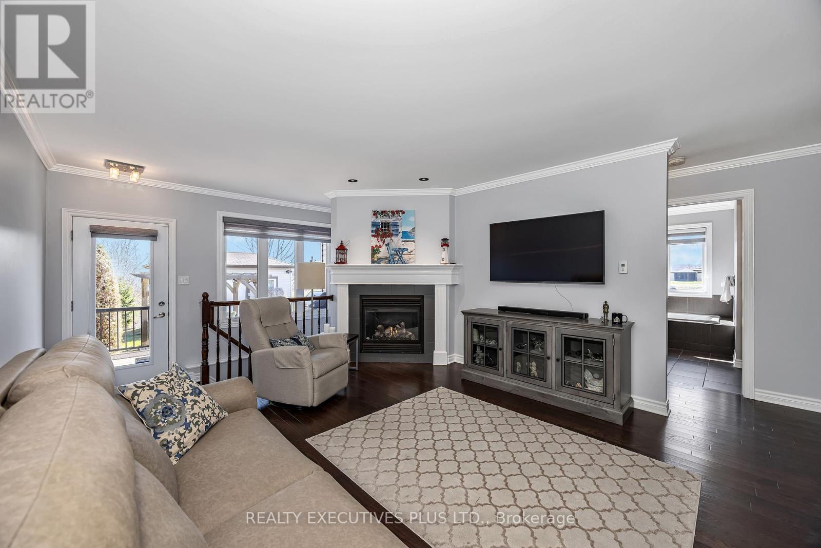 138 CASTEL STREET - 13