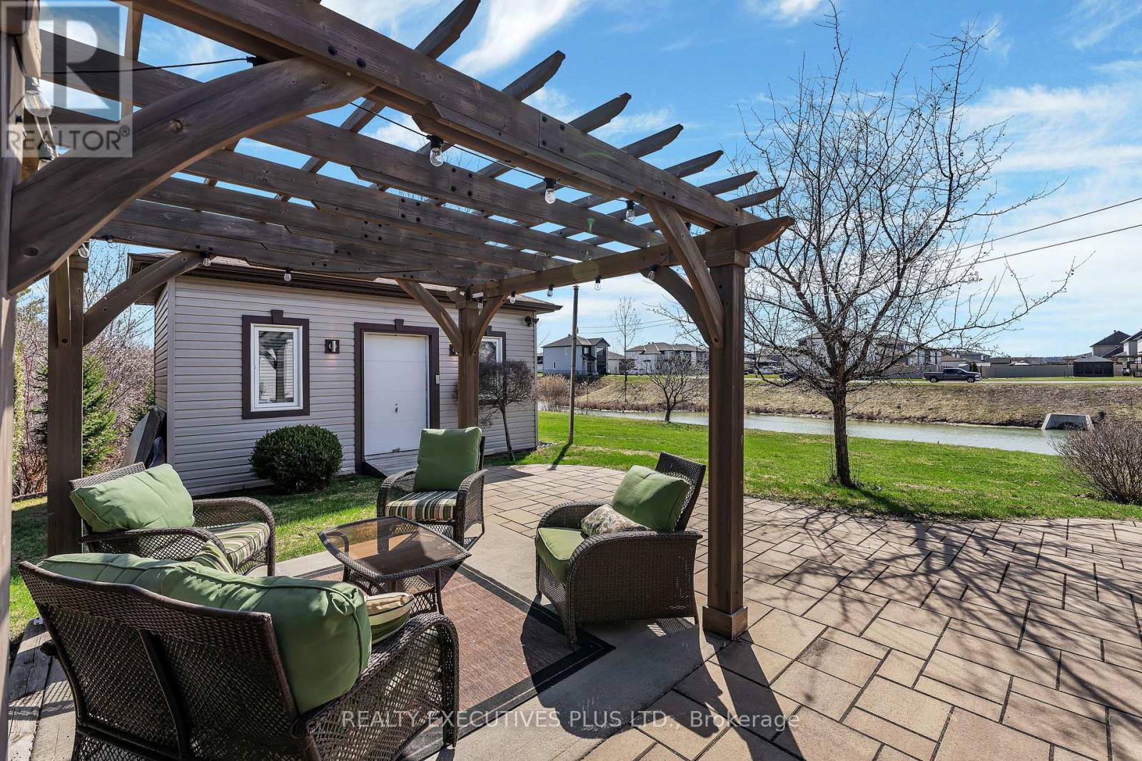138 CASTEL STREET - 29