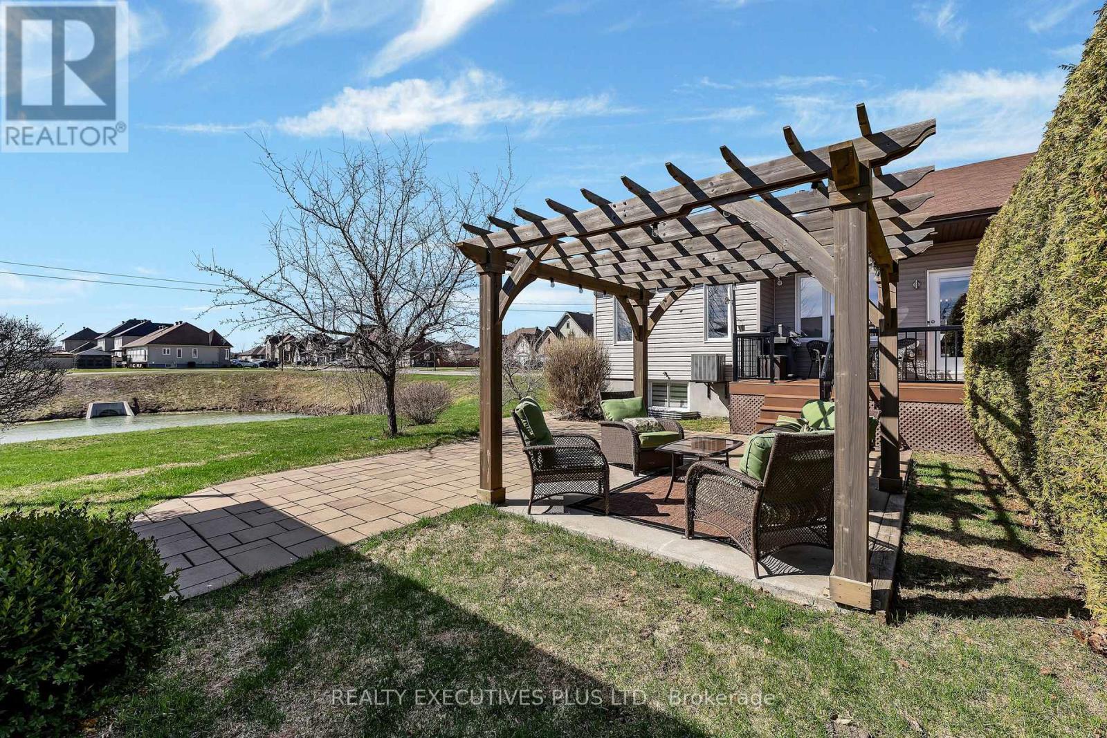 138 CASTEL STREET - 31