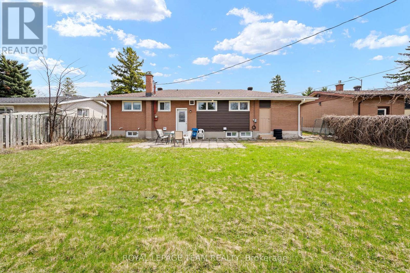 50 HILLIARD AVENUE - 26