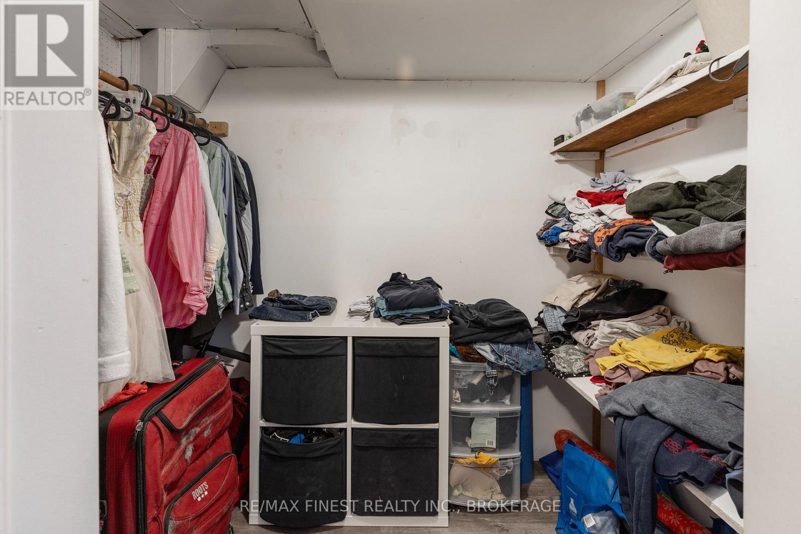 155 CARRUTHERS AVENUE - 22
