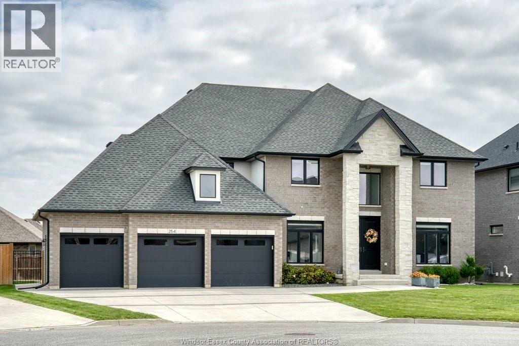 254 ARKONA COURT, Lakeshore, Ontario, N0R1A0 — Photo 2