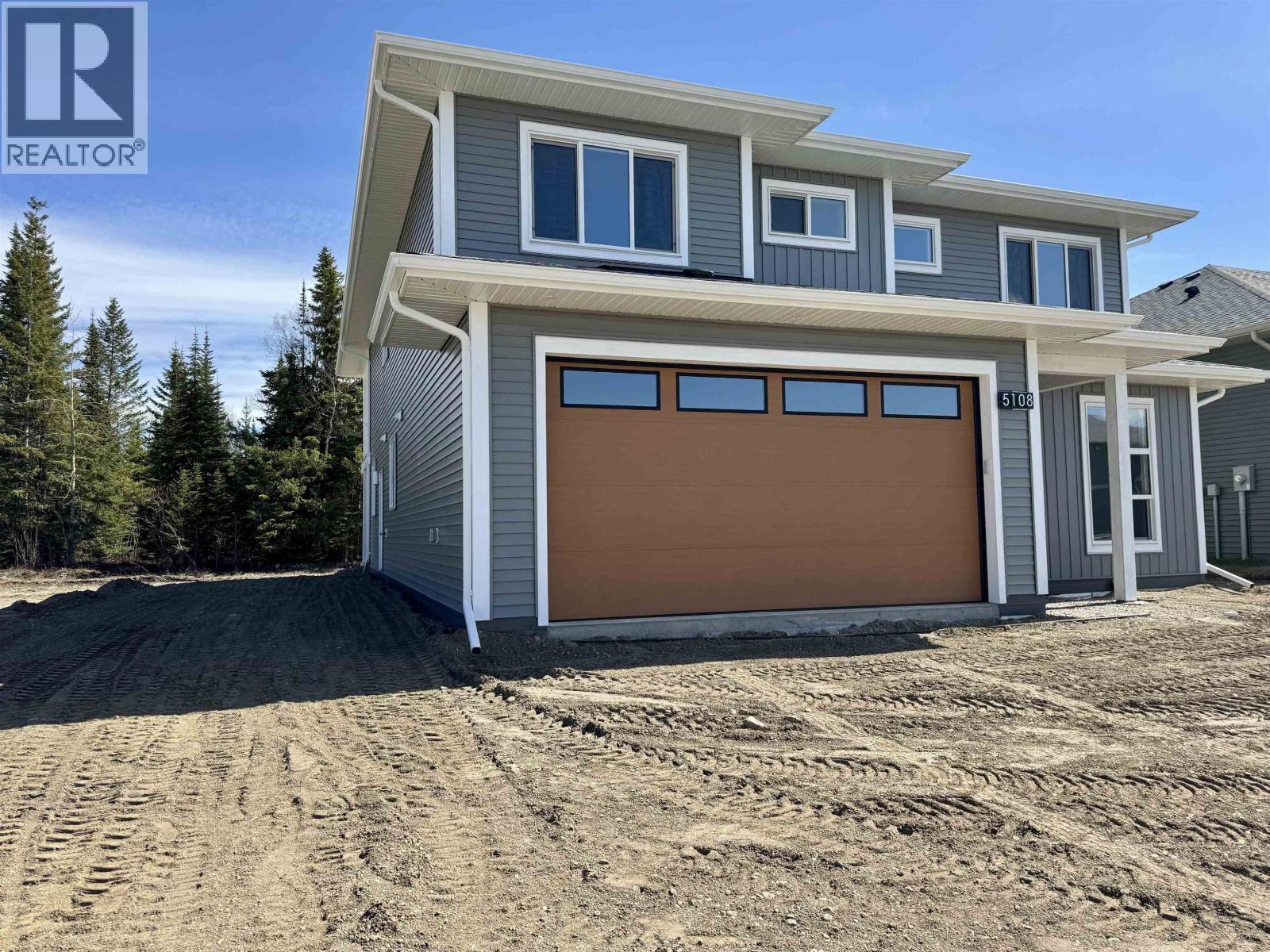 5108 WOODVALLEY DRIVE, Prince George