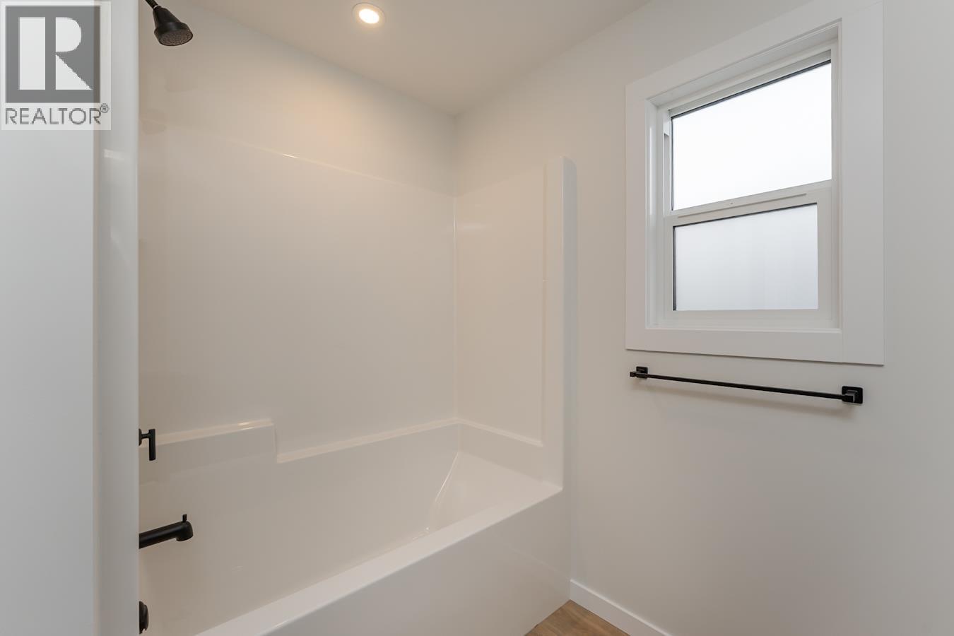 5108 WOODVALLEY DRIVE, Prince George