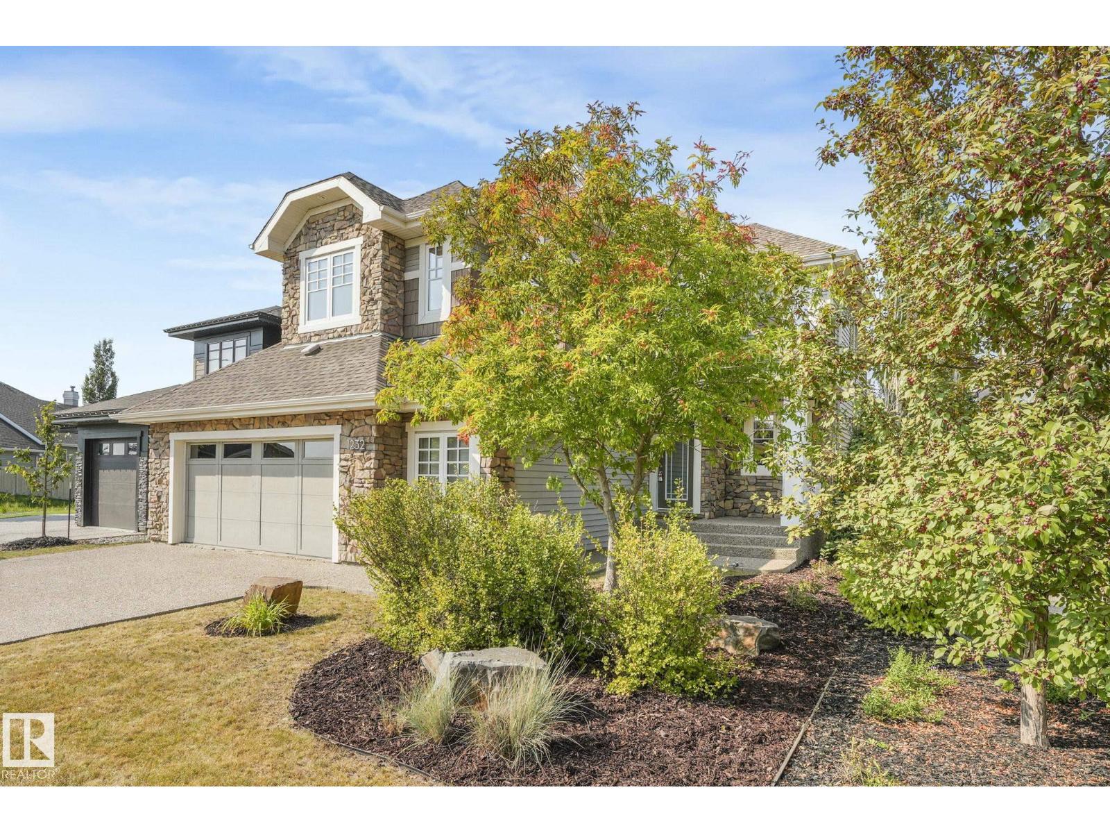 1232 CHAHLEY LANDING LD NW, Edmonton