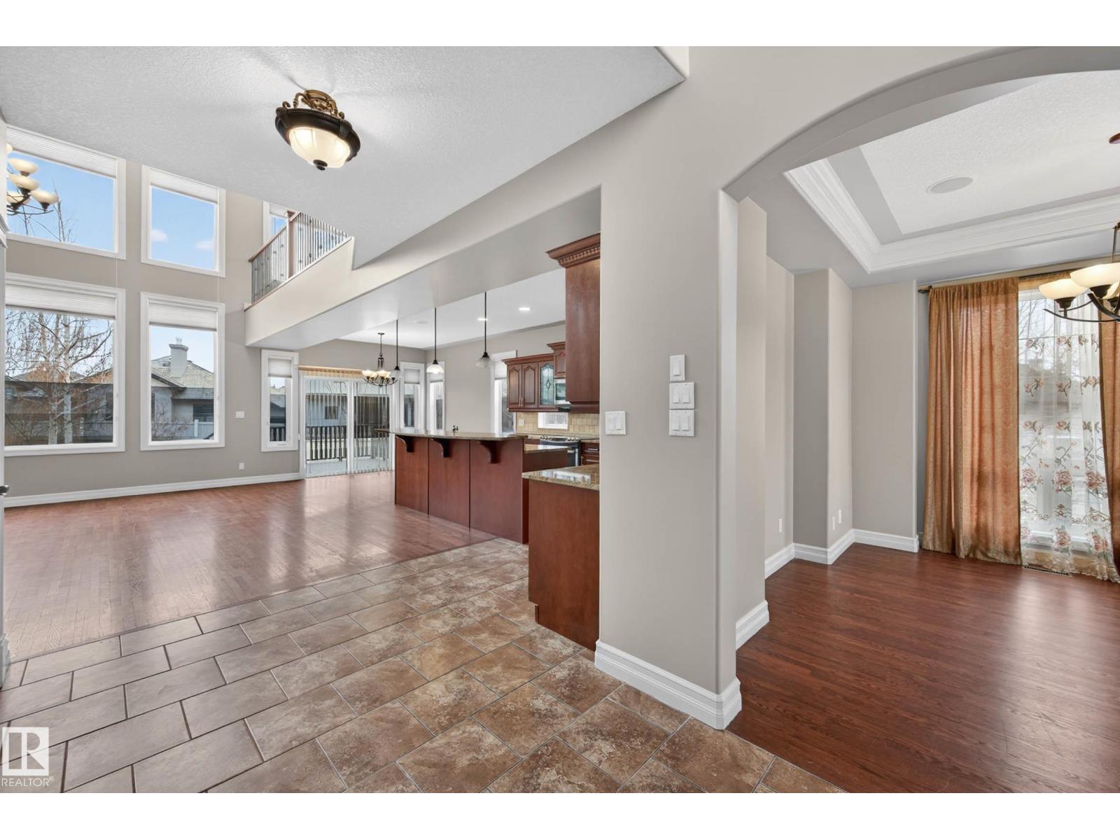 271 KINGSWOOD BV, St. Albert