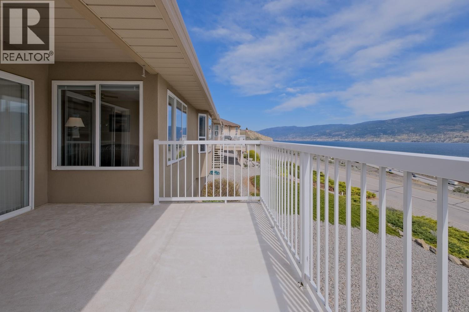  404 RIDGE Court, Penticton