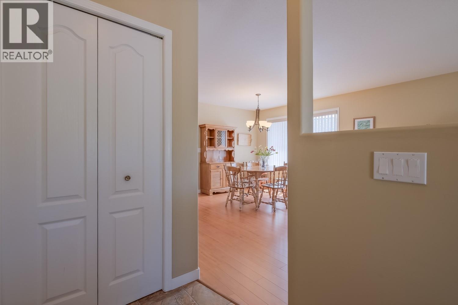  404 RIDGE Court, Penticton