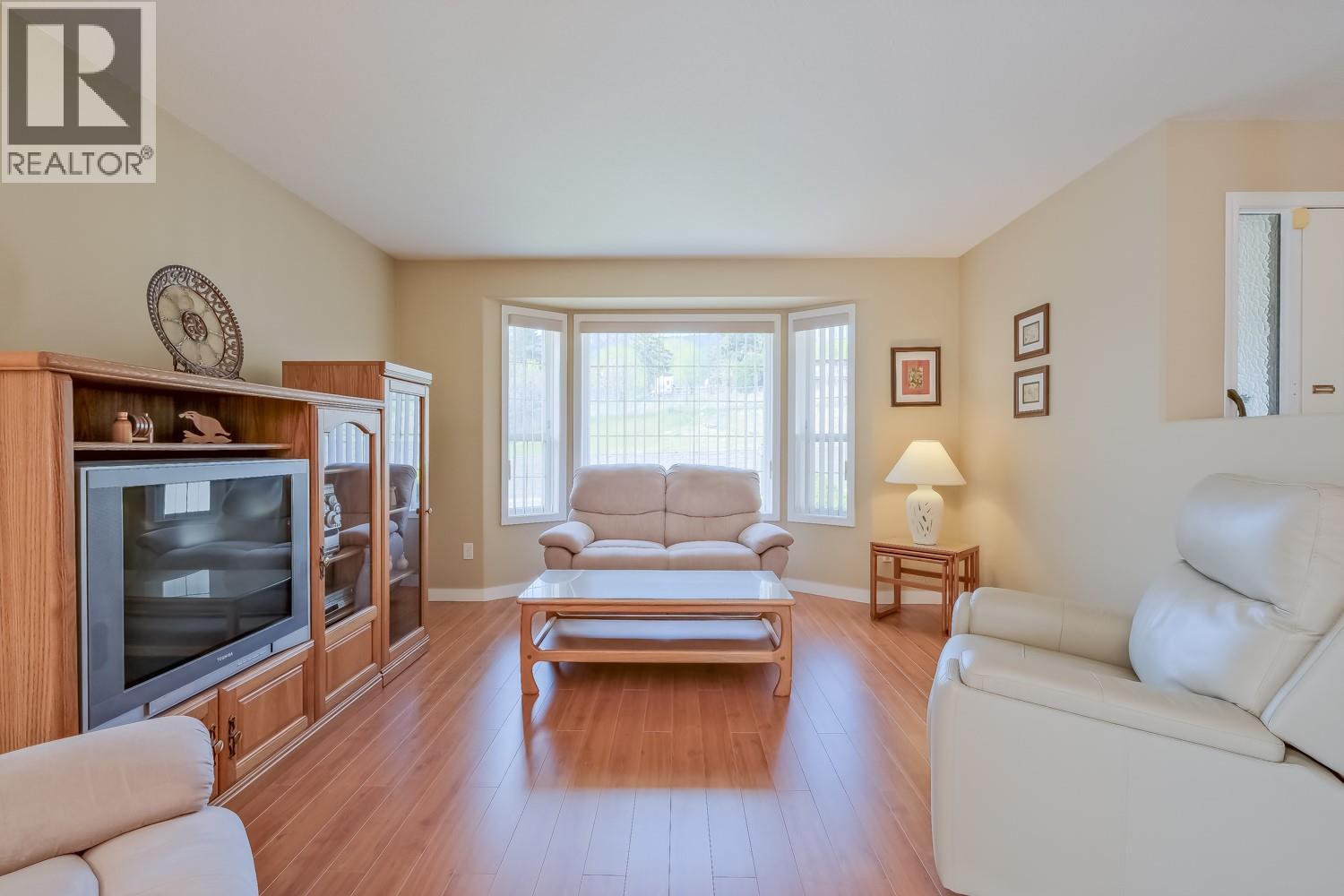  404 RIDGE Court, Penticton