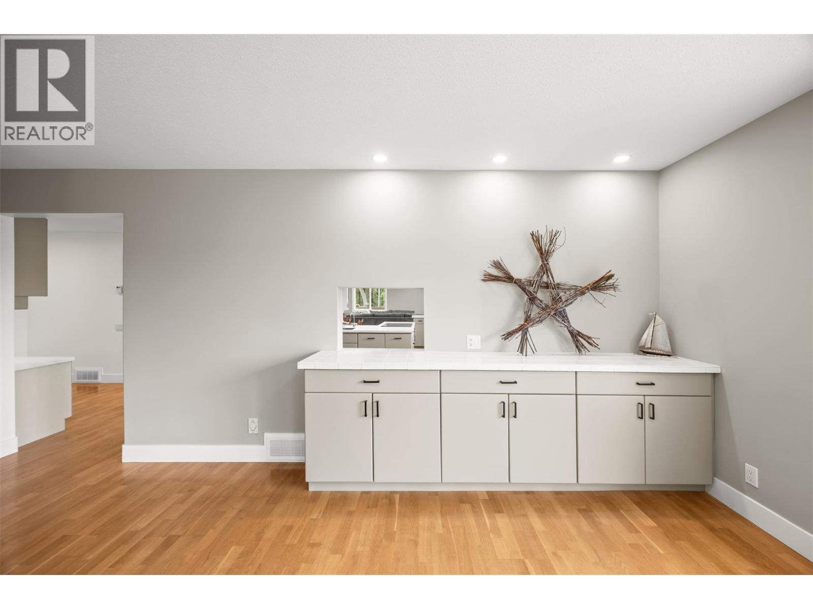  1618 Huckleberry Road, Kelowna