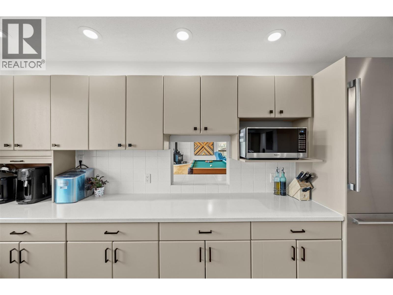  1618 Huckleberry Road, Kelowna