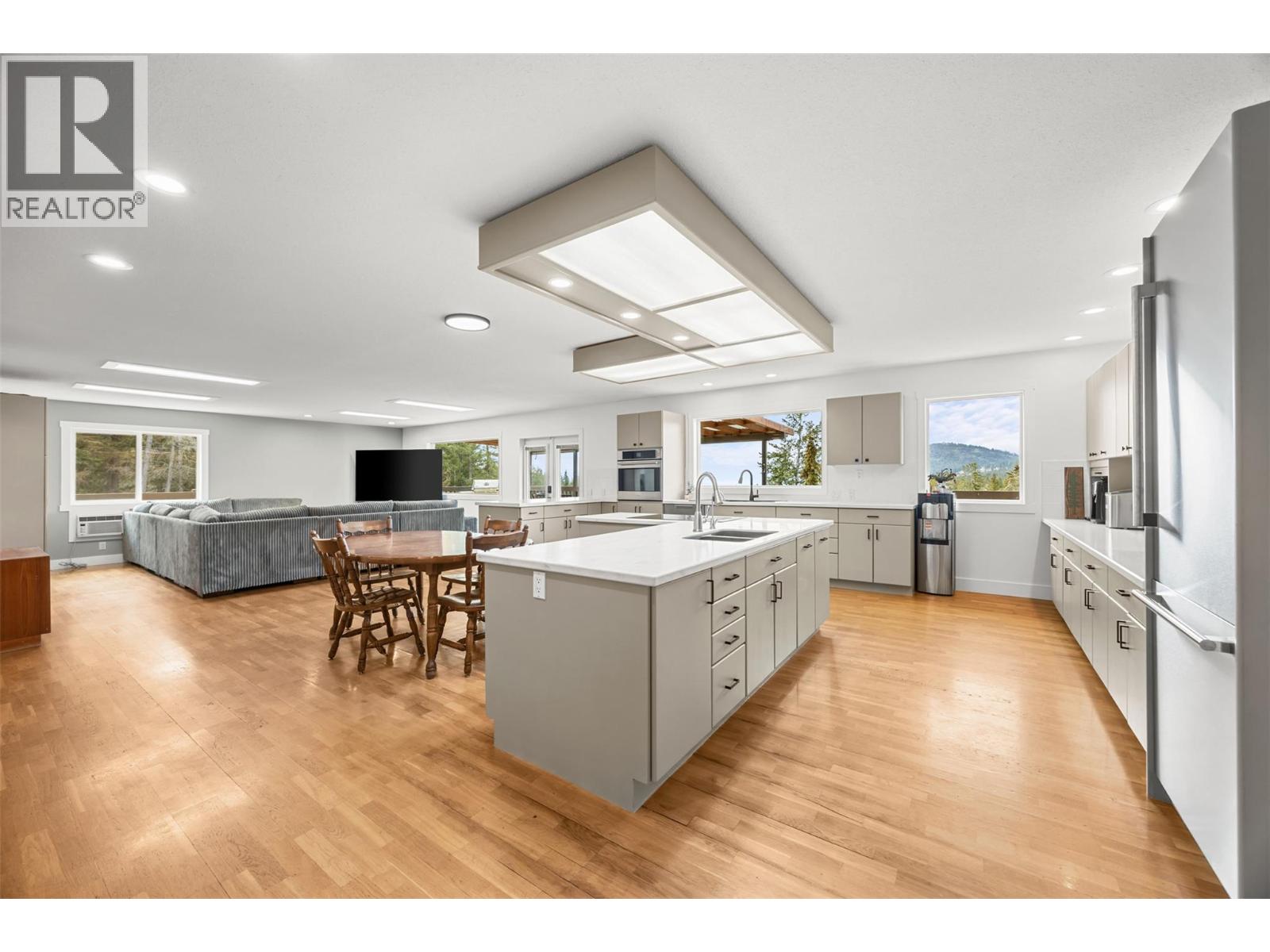  1618 Huckleberry Road, Kelowna