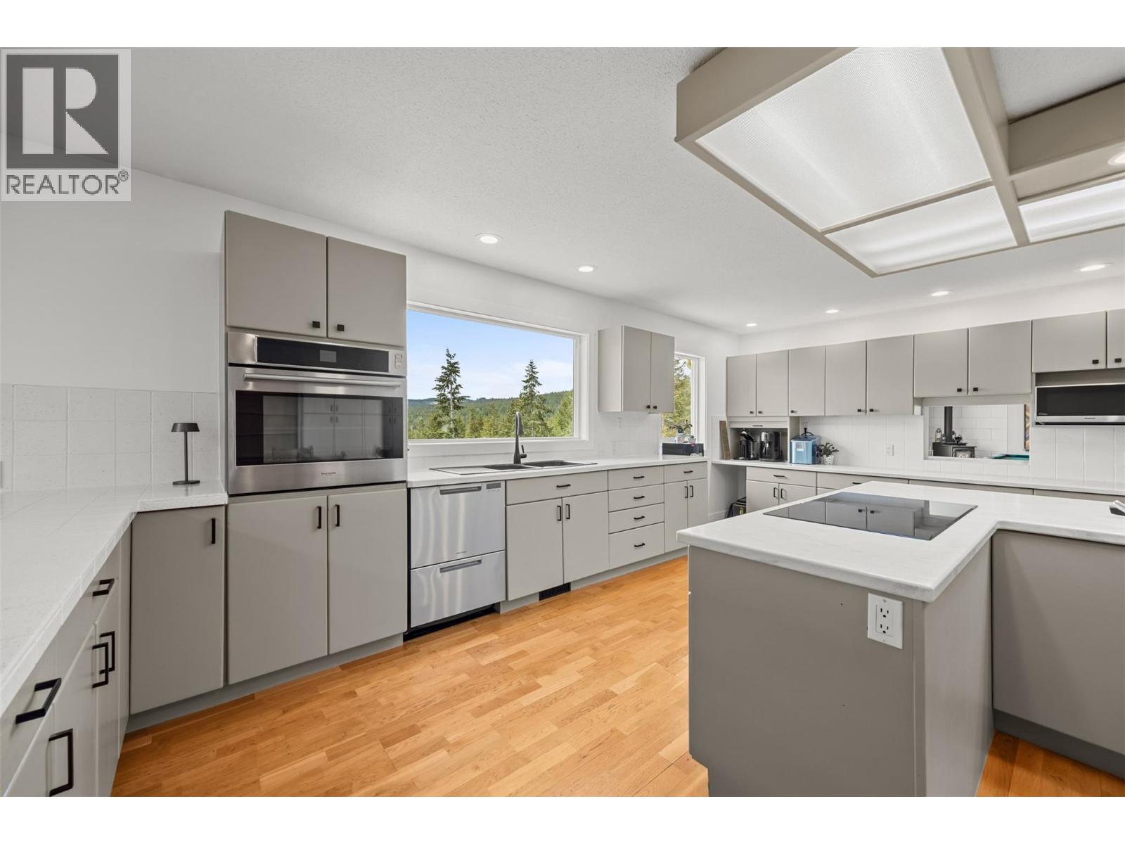 1618 Huckleberry Road - 5