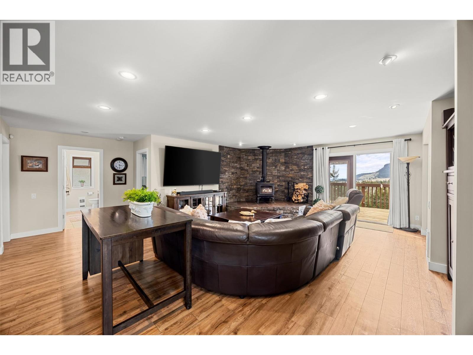  1618 Huckleberry Road, Kelowna