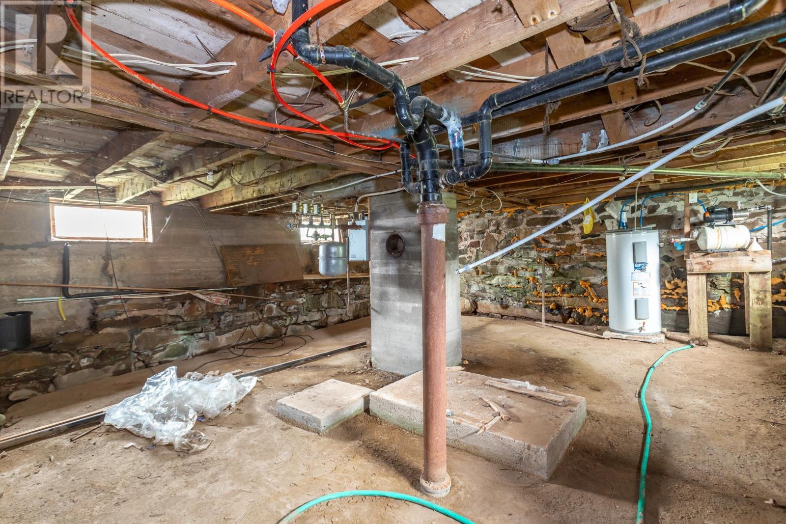 Property 25 of 32 of 27 Eastern Head Road