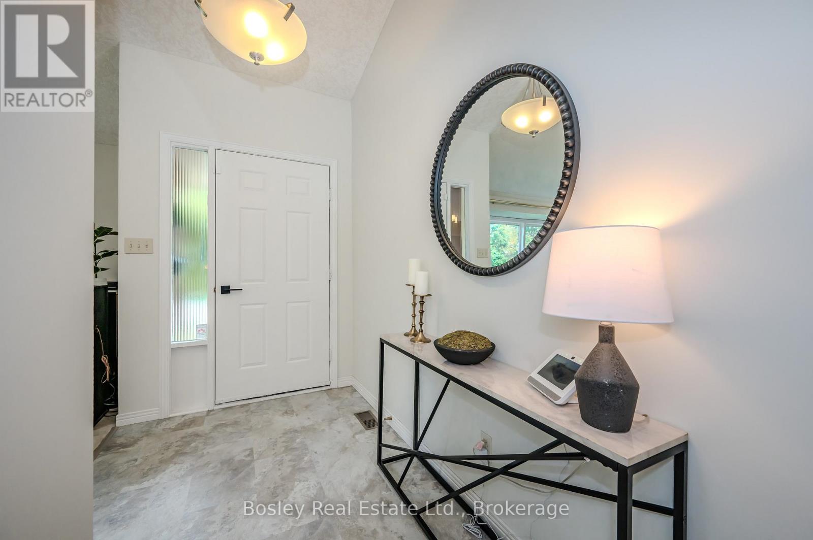 Spacious Foyer