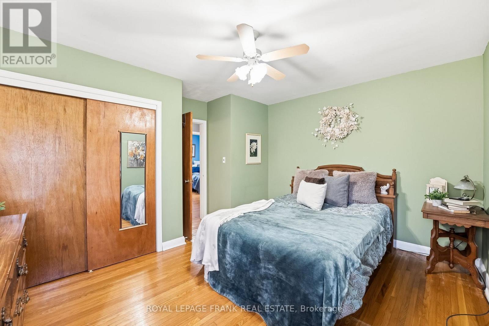 250 MEADOW ROAD - 13