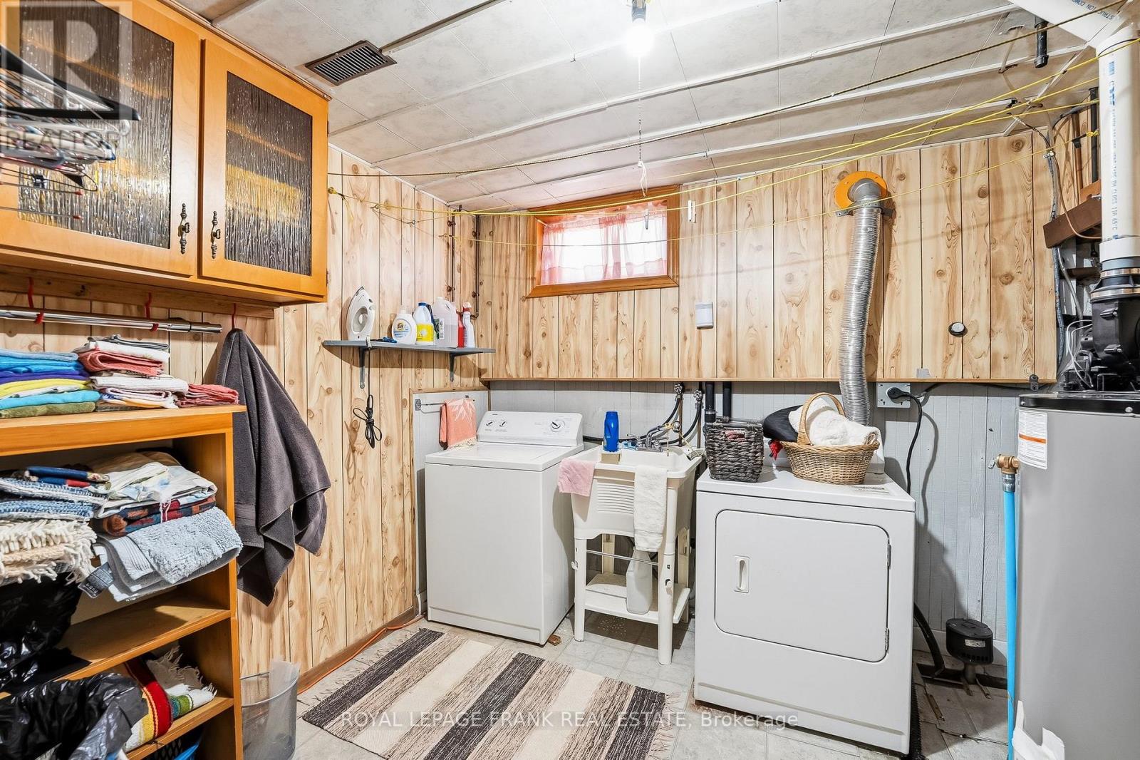 250 MEADOW ROAD - 21