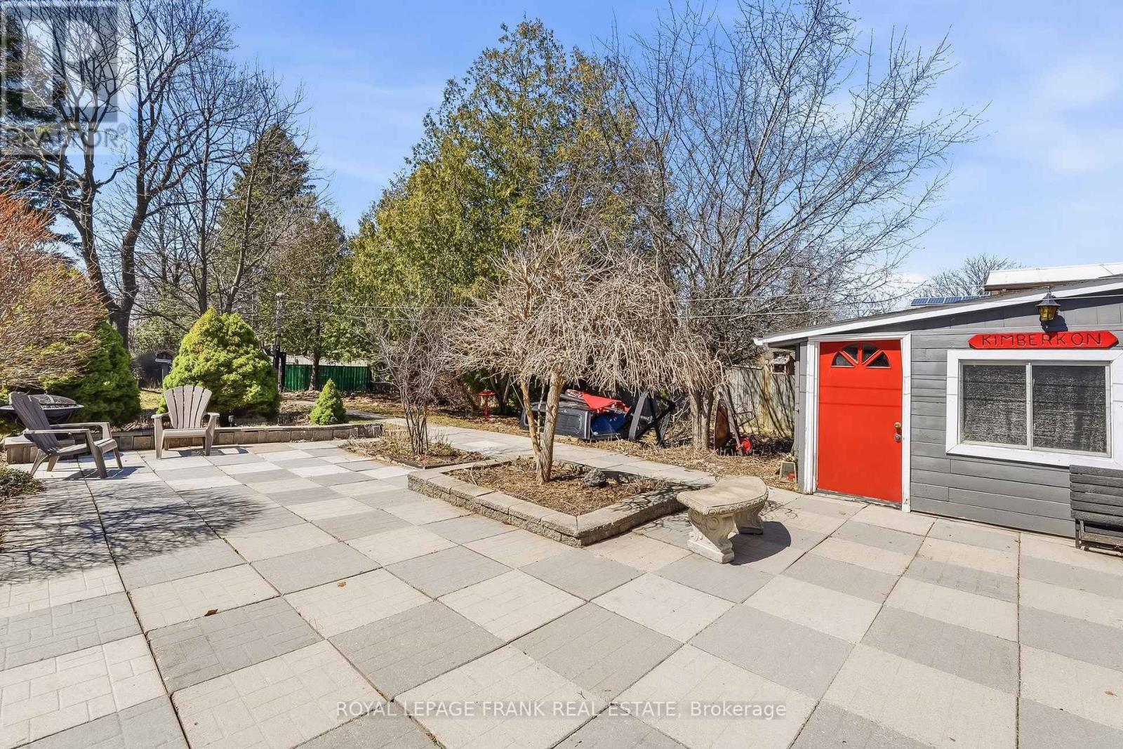 250 MEADOW ROAD - 29