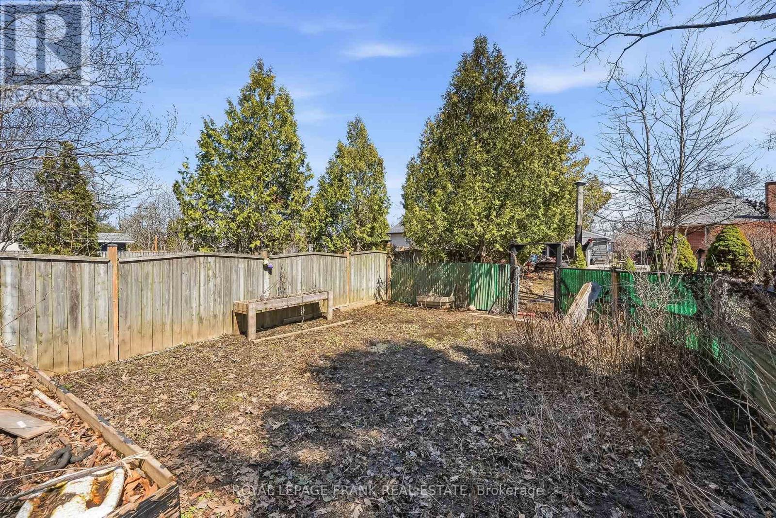 250 MEADOW ROAD - 36