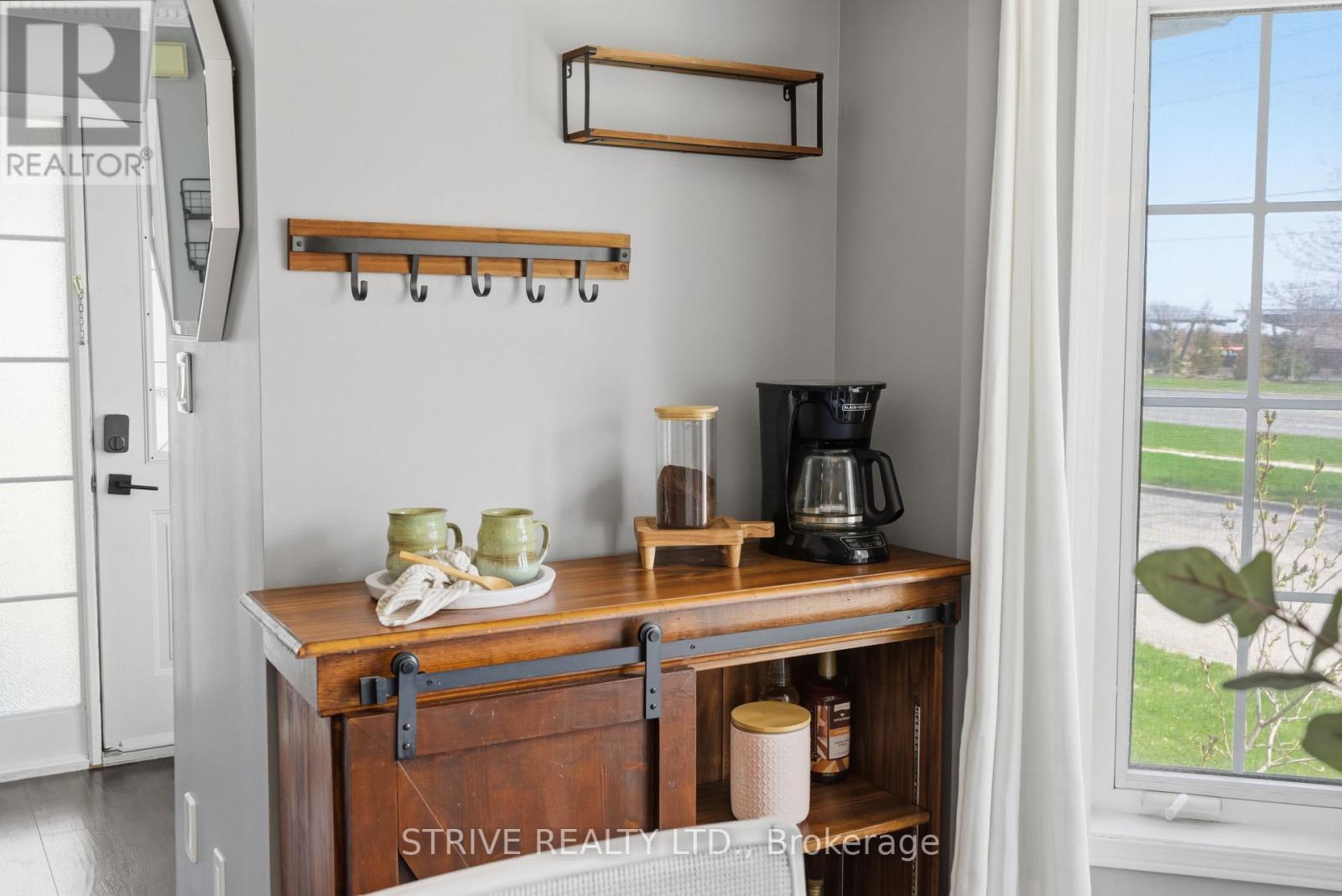 1360 DUMONT STREET - 13
