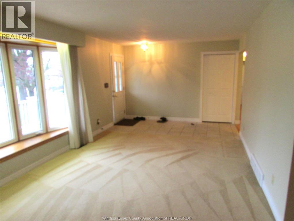 8 Frances COURT, Essex, Ontario, N8M2V5 — Photo 5