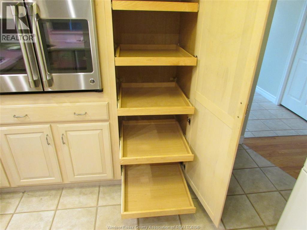 8 Frances COURT, Essex, Ontario, N8M2V5 — Photo 11