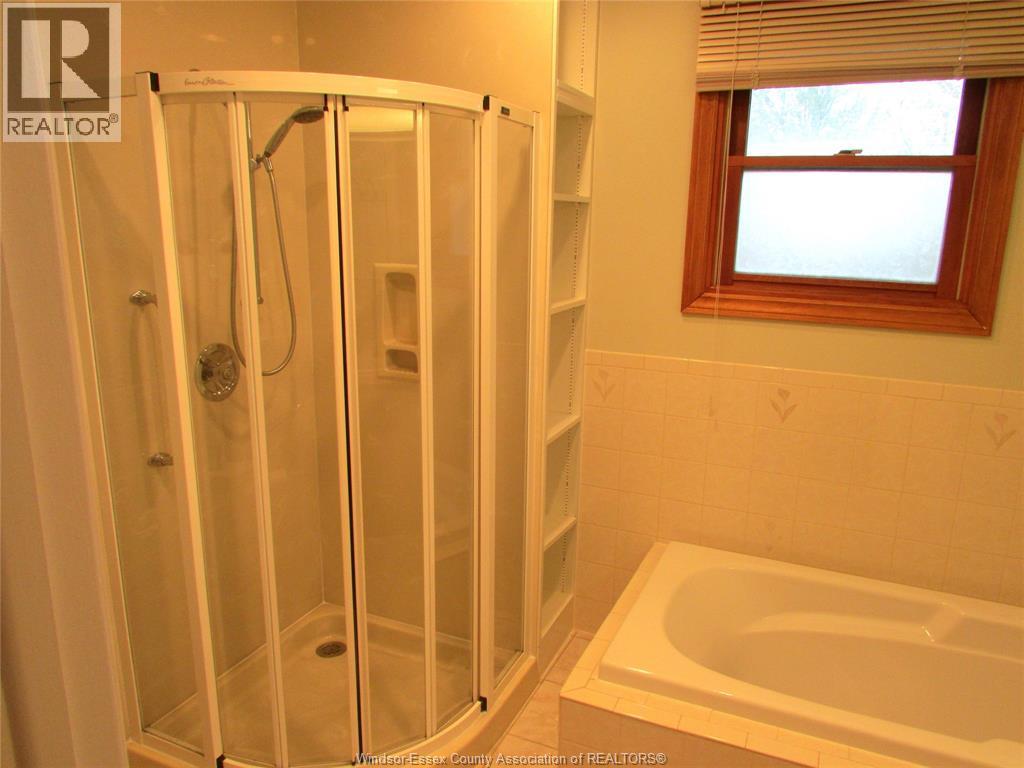 8 Frances COURT, Essex, Ontario, N8M2V5 — Photo 23