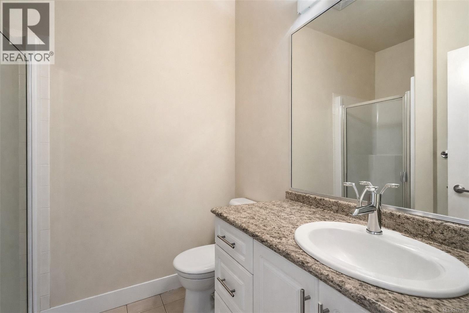 #305 938 Dunford Ave - 9