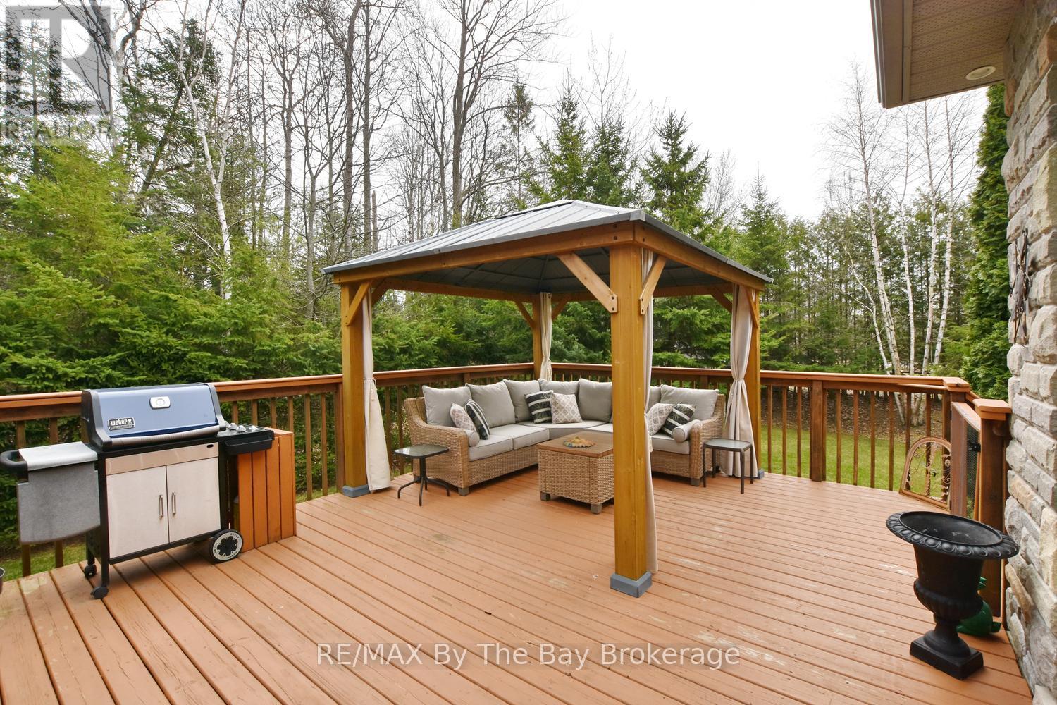 Private Deck with Gazebo Over Looking Treed Yard