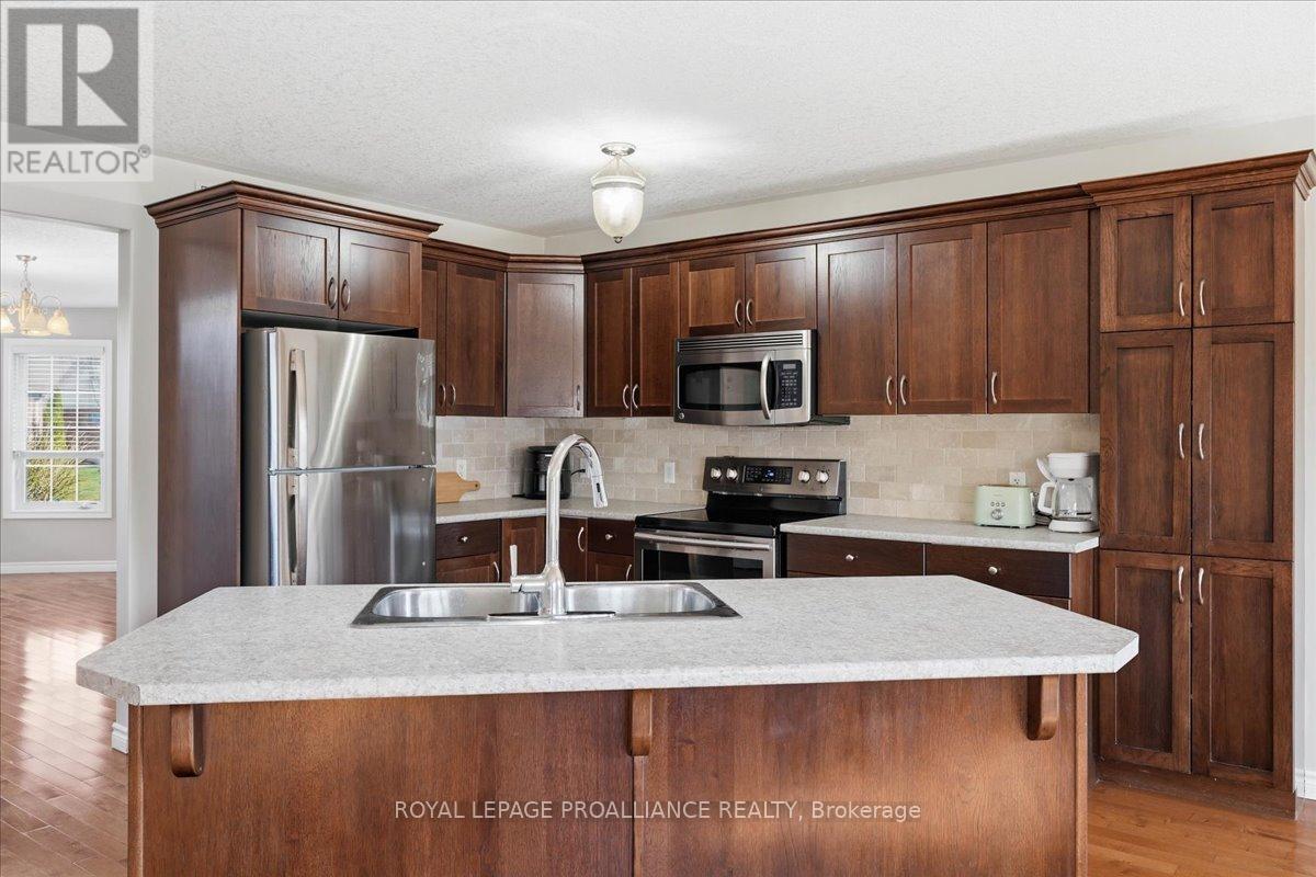 108 PARKVIEW HEIGHTS — photo 15