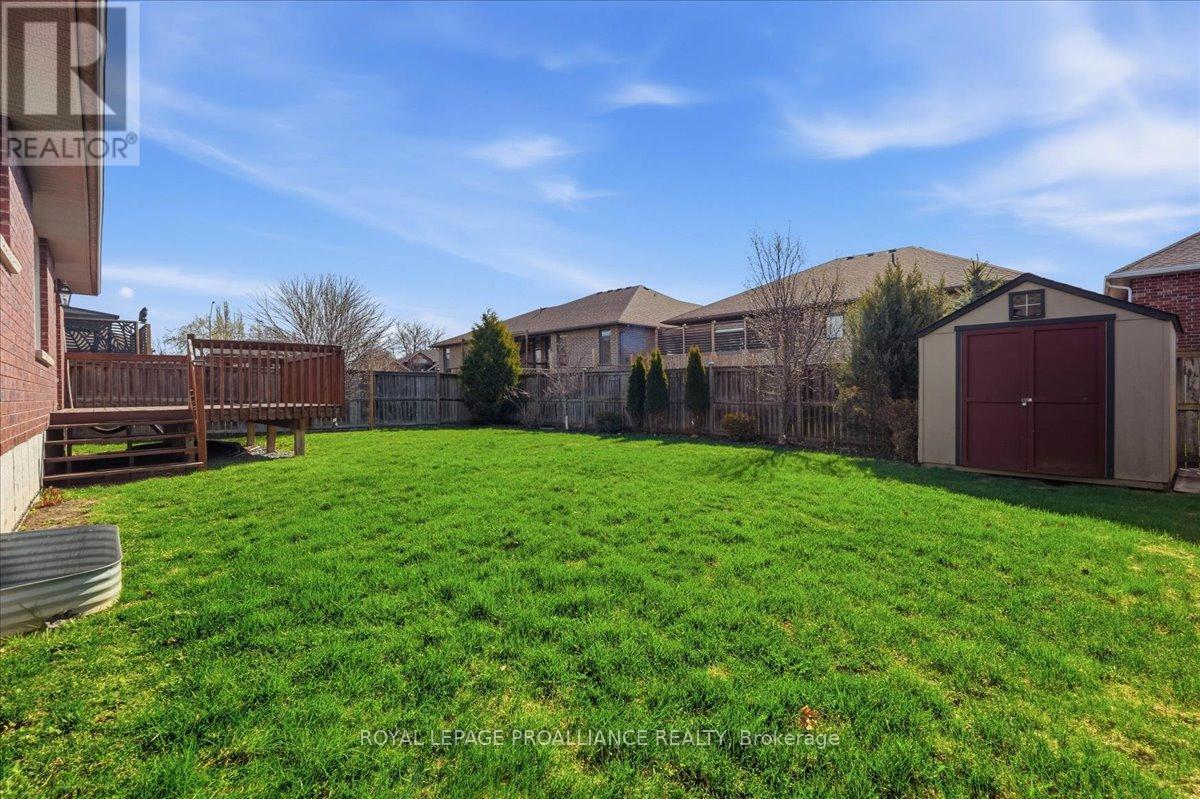 108 PARKVIEW HEIGHTS — photo 44