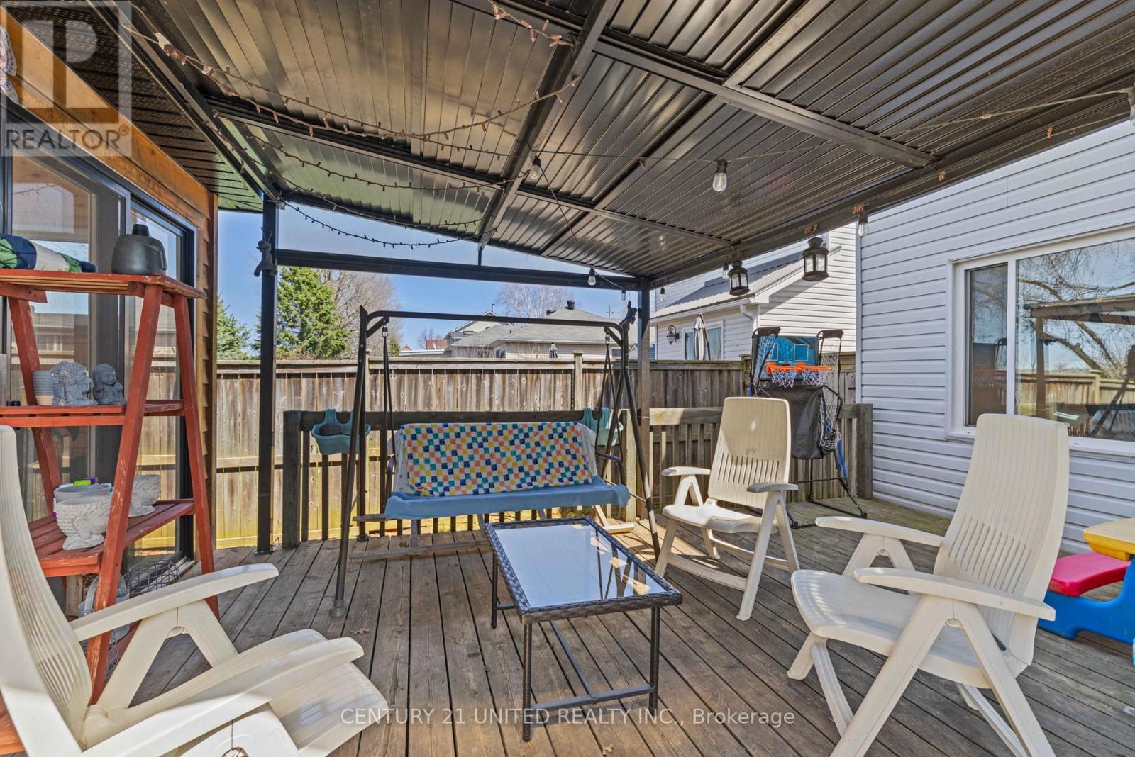Deck